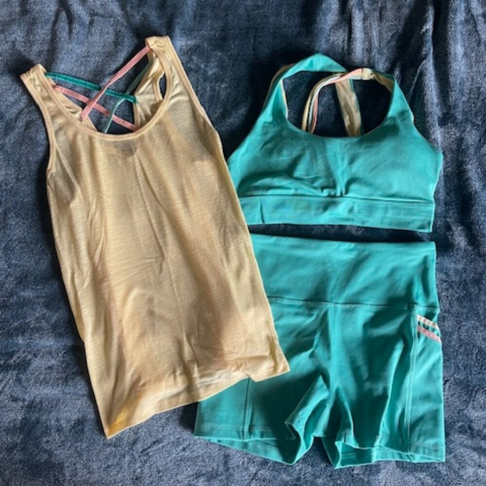 Excellent Condition Marika (from Ellie) Tropical Bay Set Bra L, Tank L, Shorts M